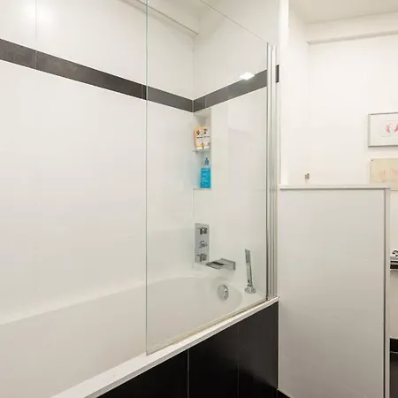 Appartement House A/c Arc De Triomphe - 2 Bdr Paris