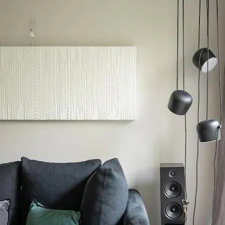 House A/c Arc De Triomphe - 2 Bdr Appartement